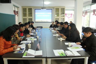 區人大常委會華峰副主任深入社區，專題調研養老服務工作